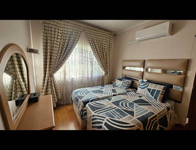 4 BEDROOM FREESTANDING FOR SALE IN RICHEM